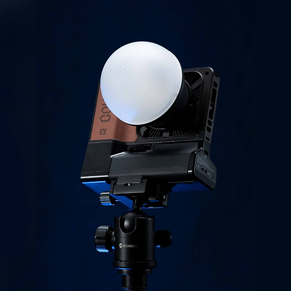 【Colbor】W60R with Battery Base & Light Reflector Kit